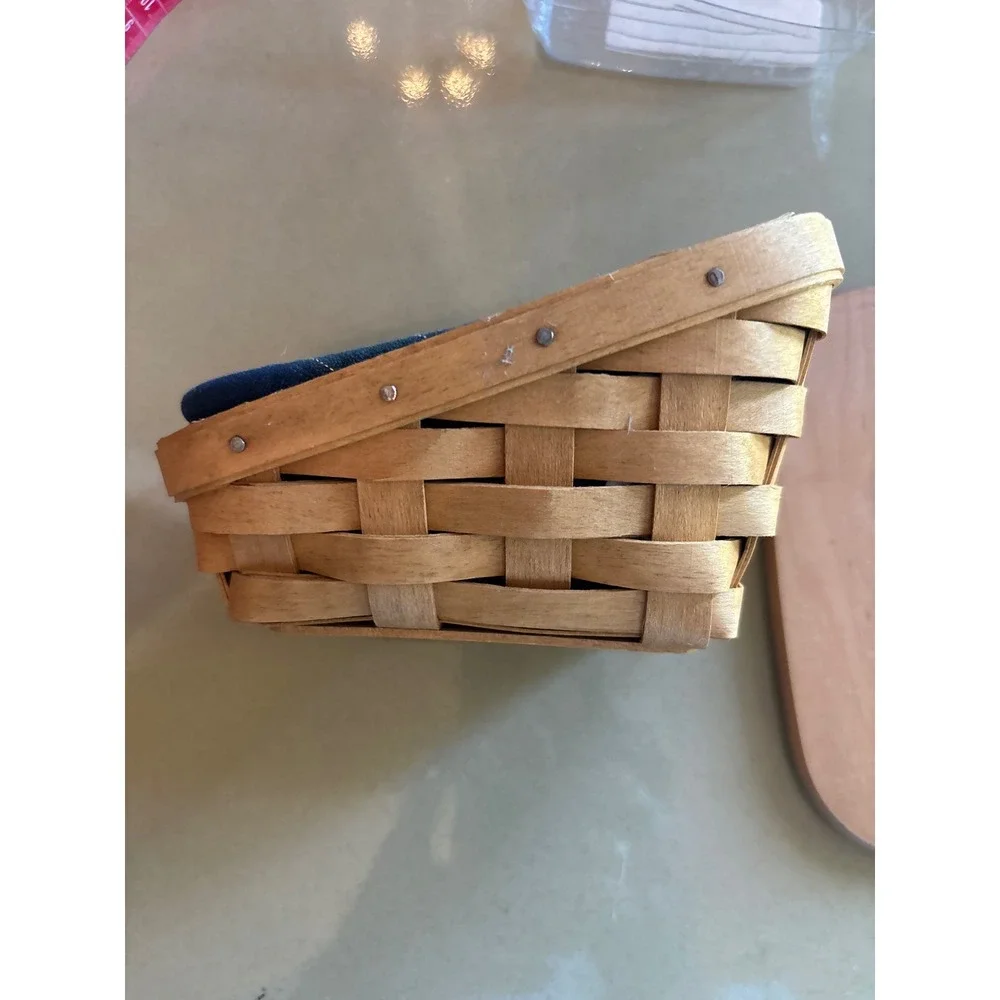 Longaberger Handmade Basket with Lid Liner and Protector 1996 Dresden Ohio